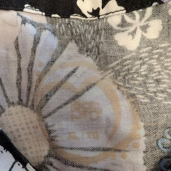 Scrub top - Picture 4 of 5